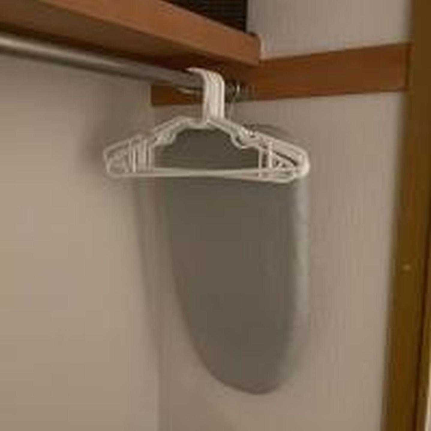 コンフィデンスロン1001 Apartment